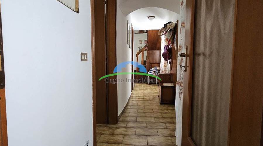 Photo 34